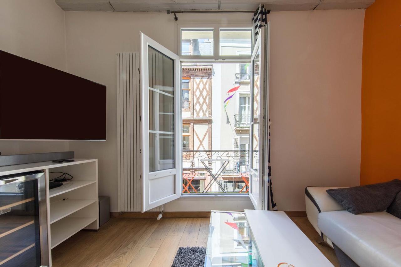 Apartment Hyper Centre - Rue St Laud, 2min Ralliement